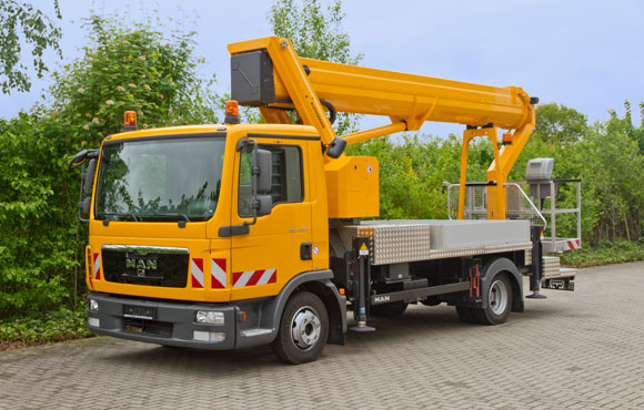 ruthmann plataforma sobre camion