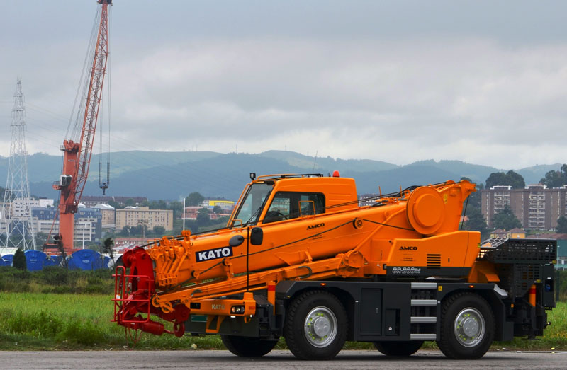 grua movil autopropulsada
