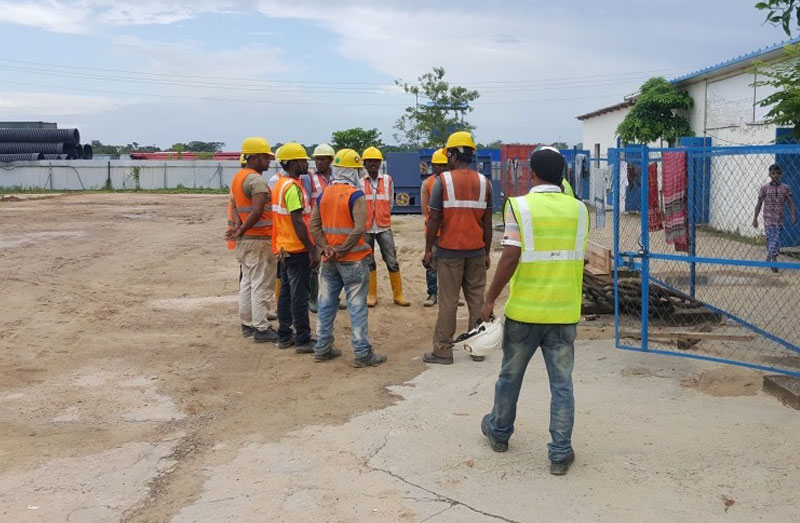 grua movil en oriente