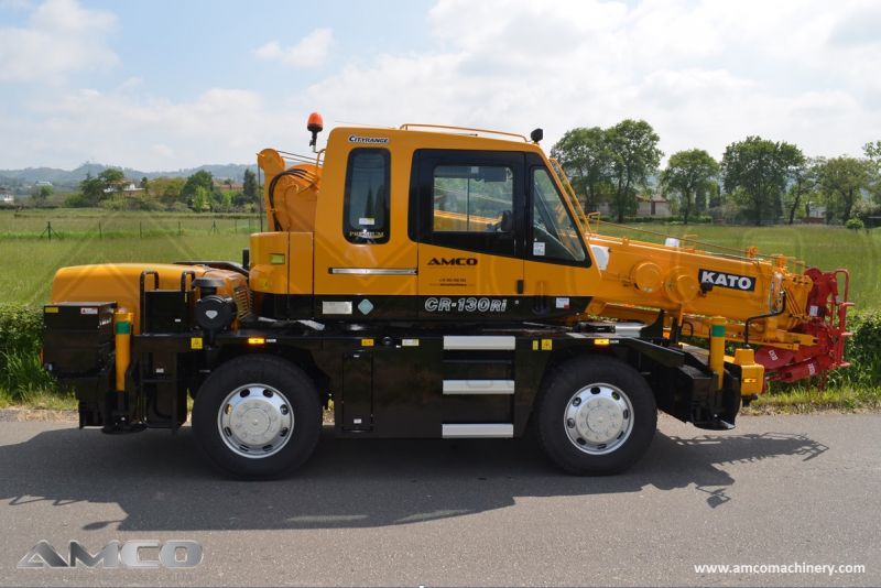 grua movil kato CR-130RI