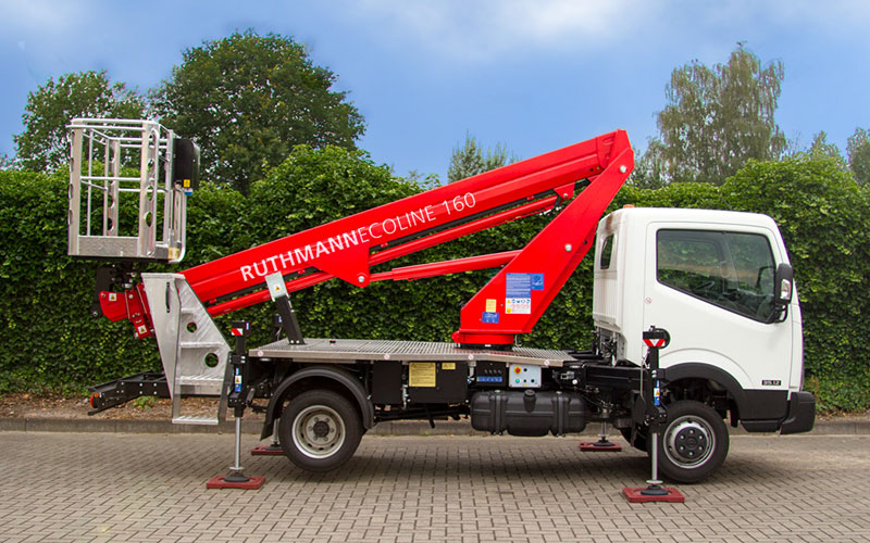 ruthmann-maquina_Ecoline160 camion con plataforma electrico