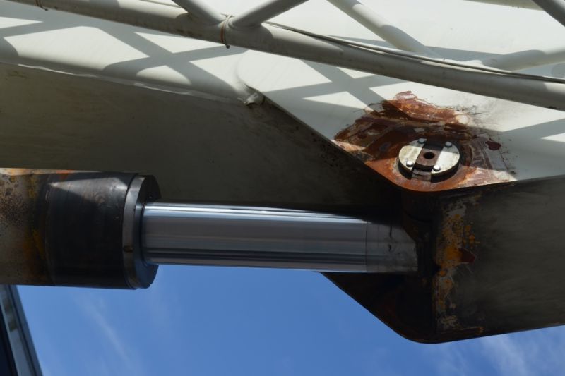 grua movil luna en PERU