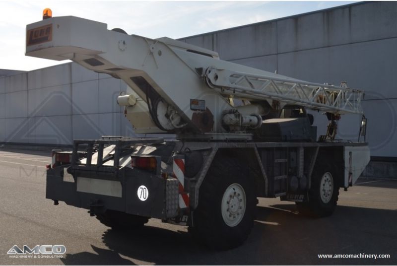 grua movil luna en PERU