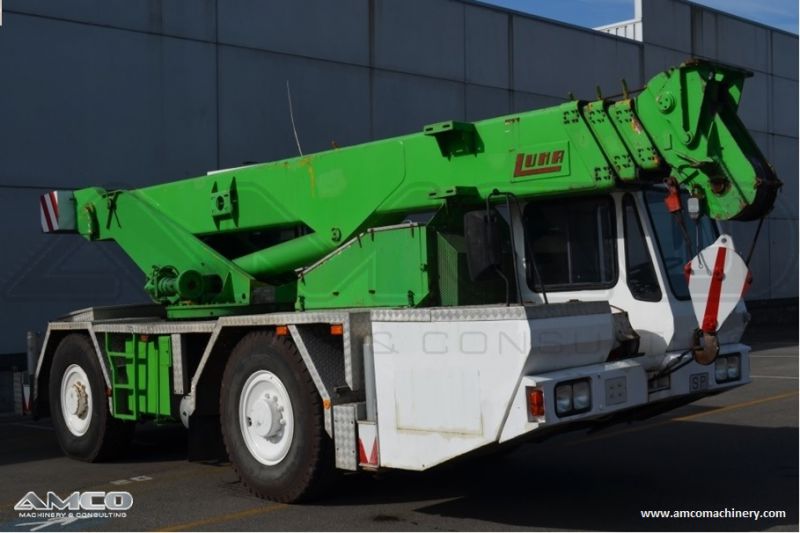 grua movil autopropulsada