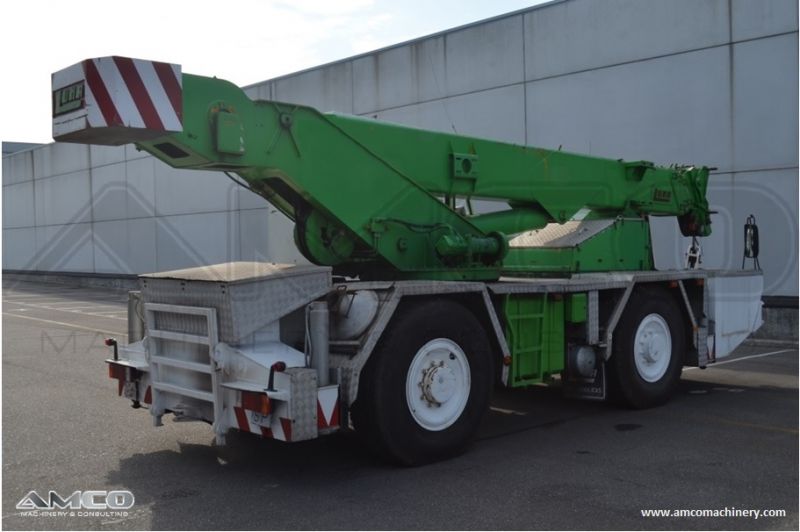 grua movil usada luna
