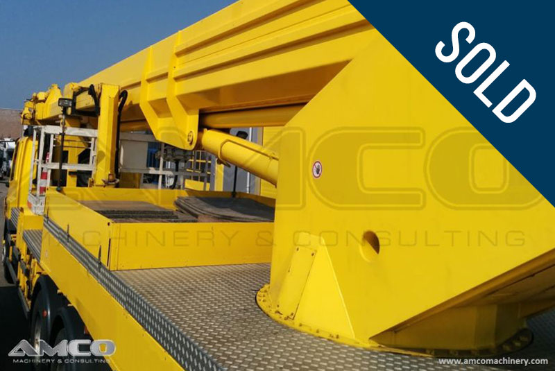 camion con plataforma elevadora usado