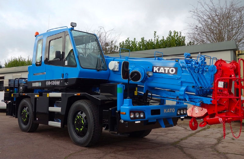 grua movil KATO usada