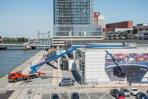 Plataforma elevadora de 70 metros