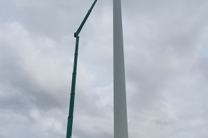 Plataforma sobre camion Ruthmann Mantenimiento palas eólicas